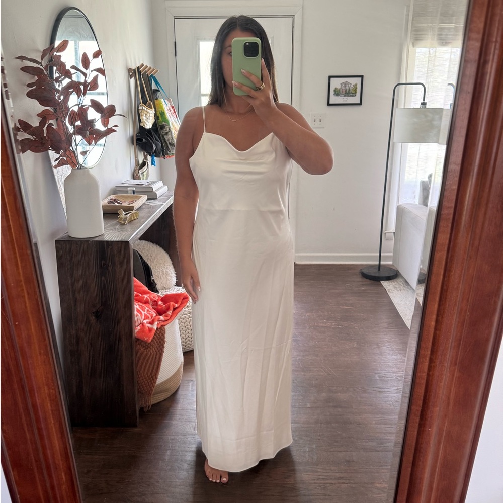 The Pearl Dress (As Seen on Tia Booth!)